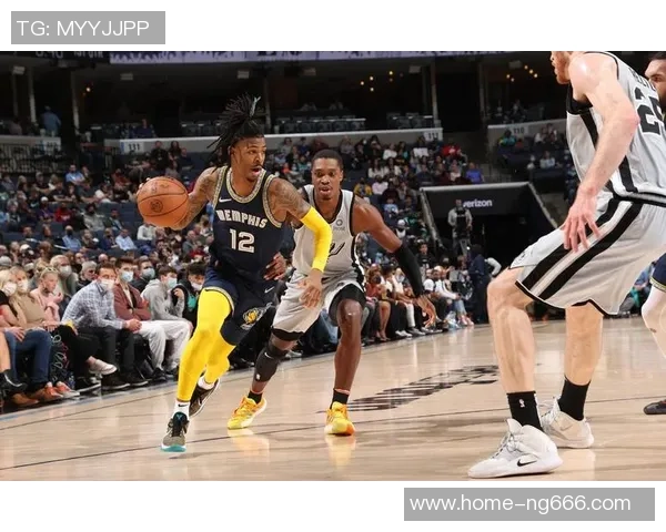 12月18日马刺对阵灰熊精彩比赛录像回顾与分析